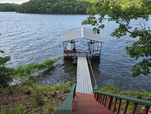 Property grounds - Lakefront Labor day thru October Osage/Gravois, warm water & Forest color & Calm (Rocky Mount)
