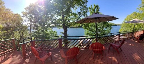 Lakefront Labor day thru October Osage/Gravois, warm water & Forest color & Calm