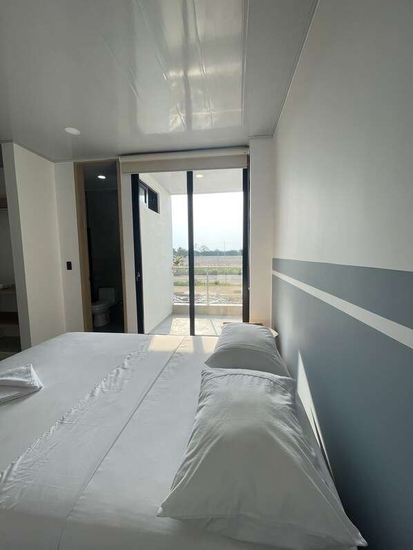 Basic Double Room | Free WiFi, bed sheets - HOSTAL DEL LLANO (Villavicencio)