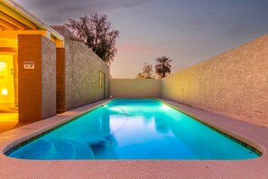 Piscina externa, piscina aquecida