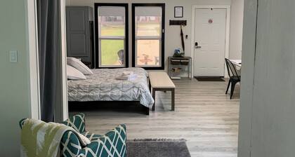 Adorable 1-Bedroom Guesthouse in Spanish Fort