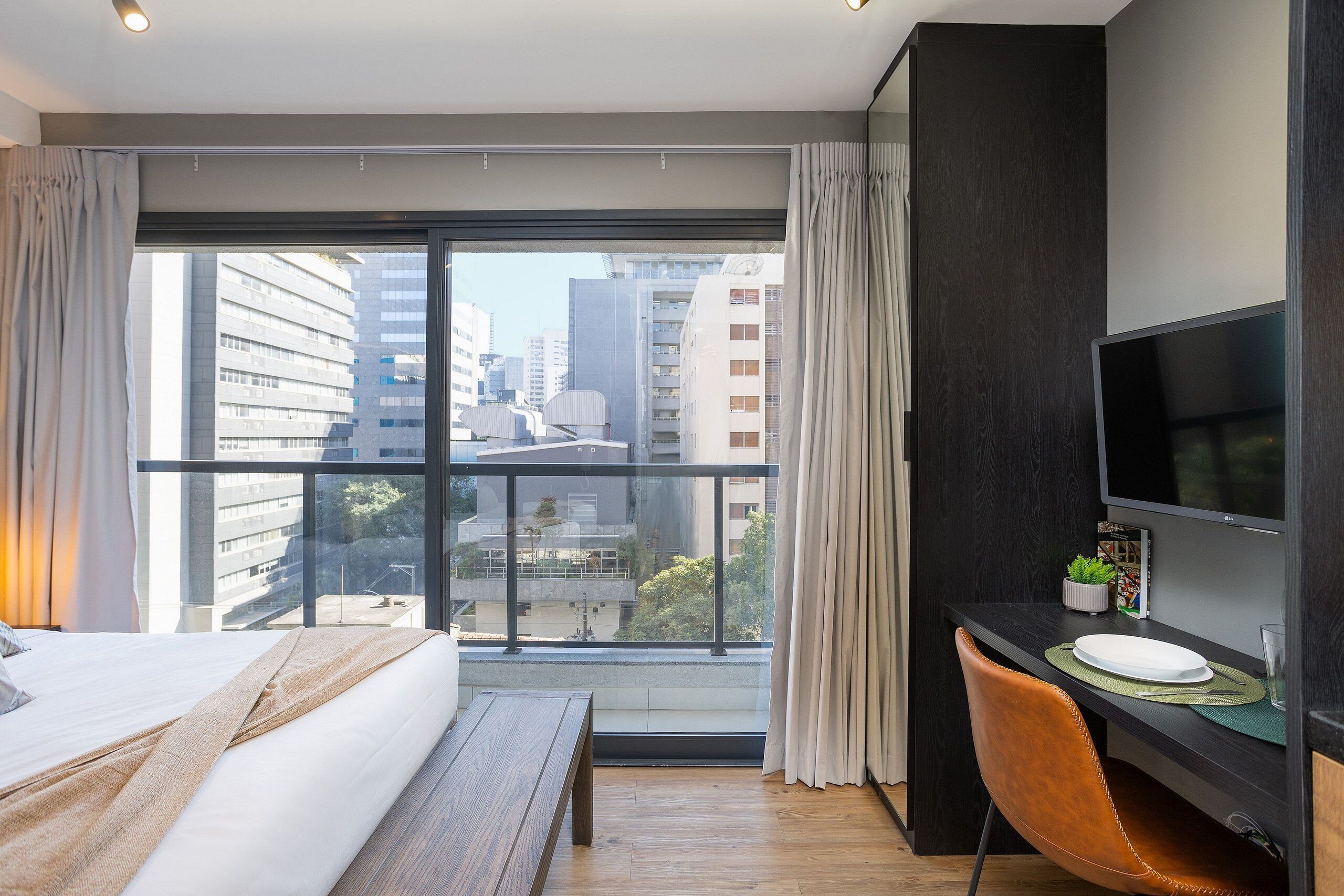 基本公寓 | 1 間睡房、書桌、免費 Wi-Fi