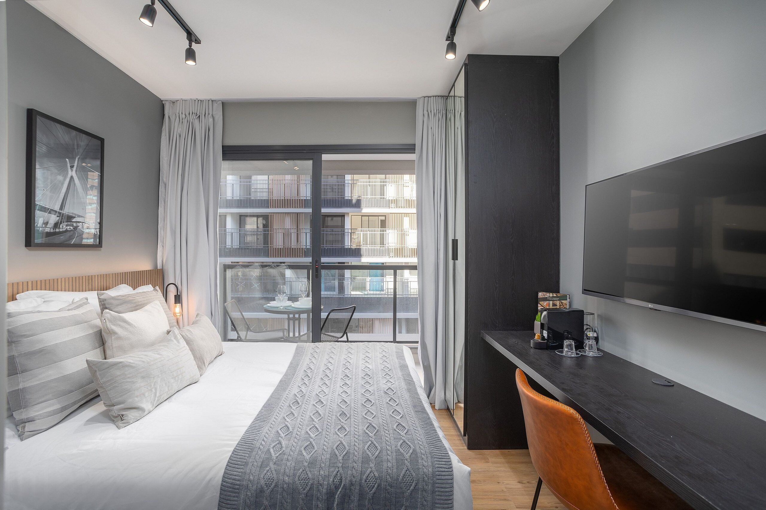 基本公寓 | 1 間睡房、書桌、免費 Wi-Fi