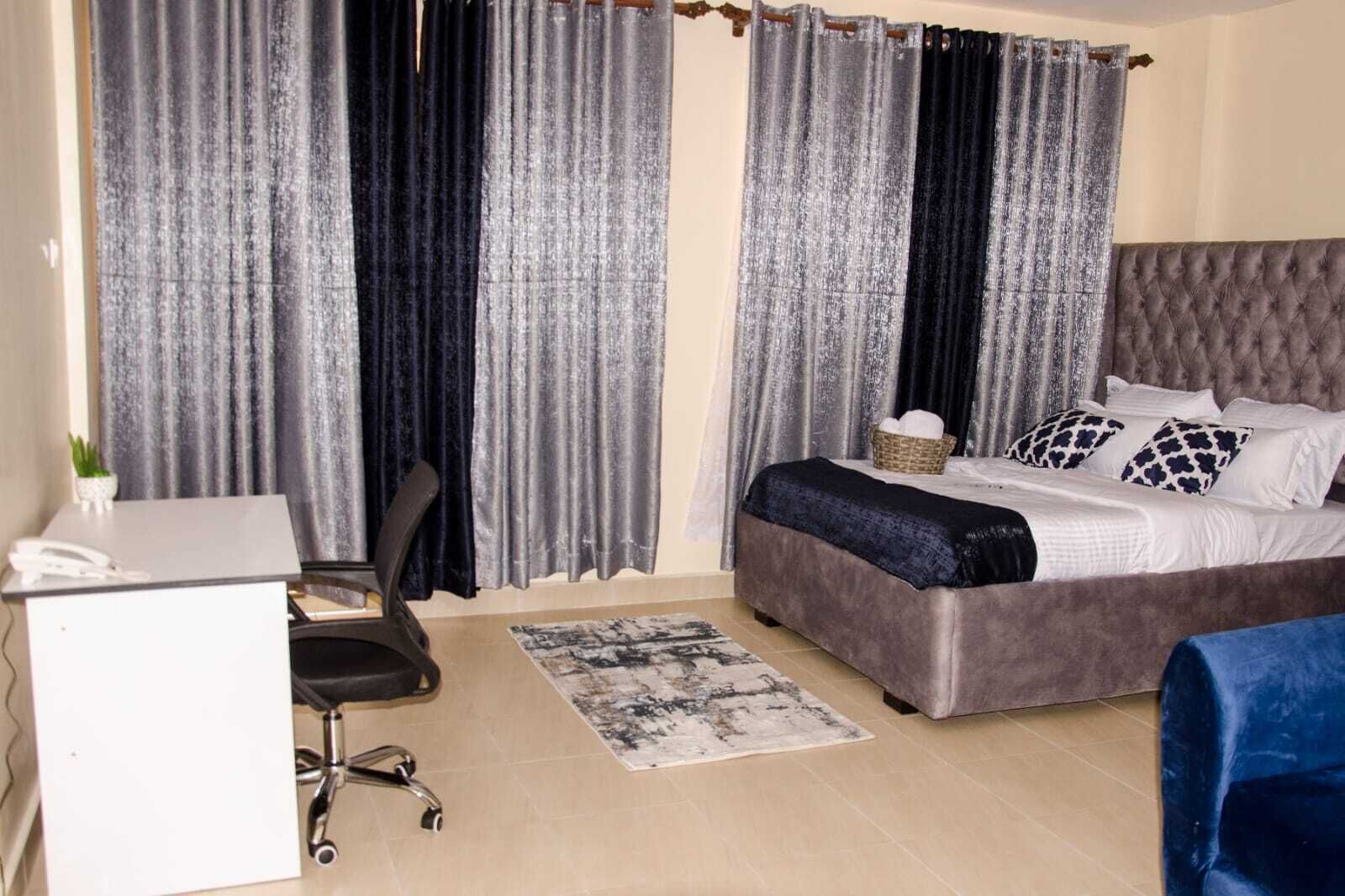 Business Studio | Soundproofing, free WiFi