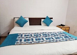 7 bedrooms, desk, free WiFi, bed sheets - Atlas inn Bread N Breakfast (New Delhi)
