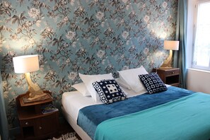 2 bedrooms, iron/ironing board, travel cot, free WiFi