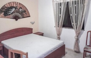 Bügeleisen/Bügelbrett, kostenloses WLAN, Bettwäsche