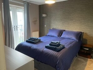 Huis | 3 slaapkamers, een strijkplank/strijkijzer, gratis wifi, beddengoed