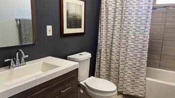 Hårtørrer, håndklæder, Sæbe, Shampoo