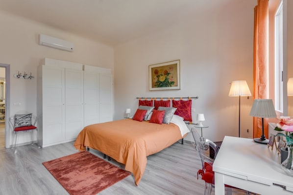 2 habitaciones, tabla de planchar con plancha y wifi 