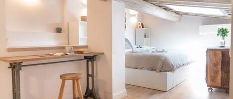 2 chambres, bureau, fer et planche à repasser, Wi-Fi