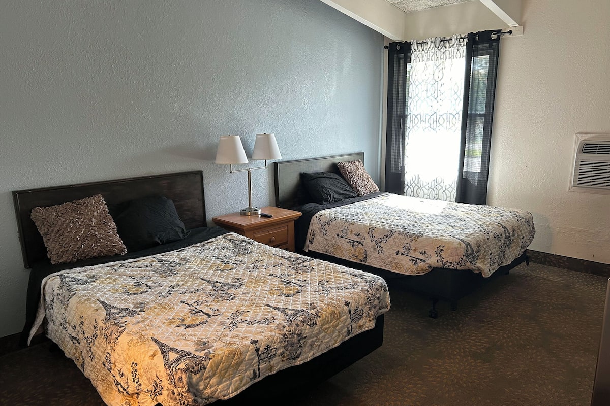 Basic Double Room | Free WiFi