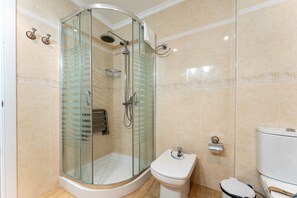 Unclassified image, 2 of 36, button