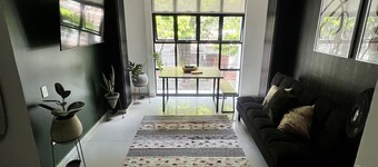 Incredible and Private Apartment, Unique Location!