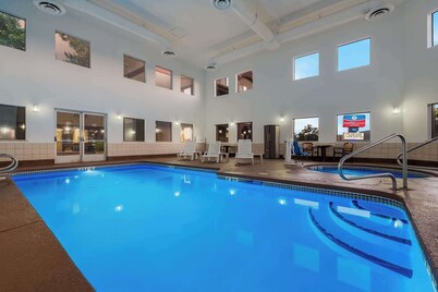 Surestay Plus Hotel by Best Western Silver City