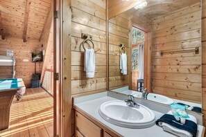 Dusche, Handtücher, Seife, Shampoo