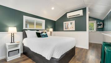 HEWLETT GULCH | Individually decorated, individually furnished, free WiFi, bed sheets