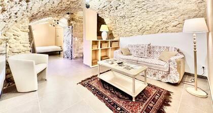 Ărsextius, NP, Aix-en-Provence