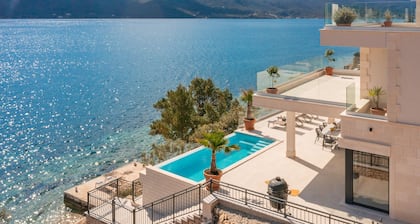 Luxury Holiday Villa Maris