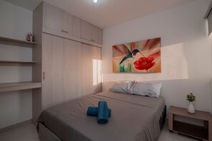 3 habitaciones, tabla de planchar con plancha y wifi gratis 