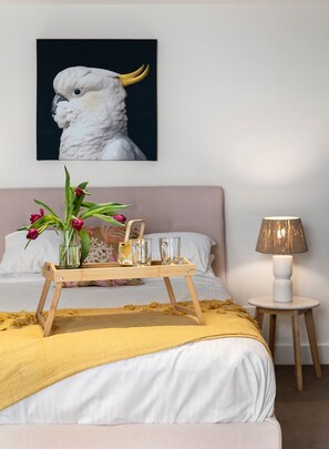 2 bedrooms, iron/ironing board, free WiFi, bed sheets - Industrial Vibes on Chapel Street. (St Kilda)
