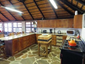 Microwave, oven, dishwasher