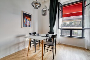 Dining - Hostmate - Milano - Via Col Di Lana - Navigli (Milano)