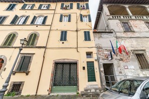 Exterior - GuestHost - Modern Apartment in the heart of Lucca! (Lucca)