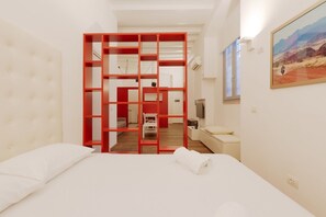 Iron/ironing board, WiFi, bed sheets - Moderno Monolocale 280m da Arco Della Pace! (Milano)