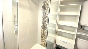 Bathroom - Charming apartment 2 to 4 people 200m from the beach with wifi (PLOEMEUR)