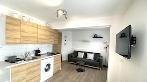 Interior - Charming apartment 2 to 4 people 200m from the beach with wifi (PLOEMEUR)