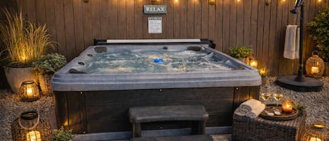 Baignoire à remous extérieure