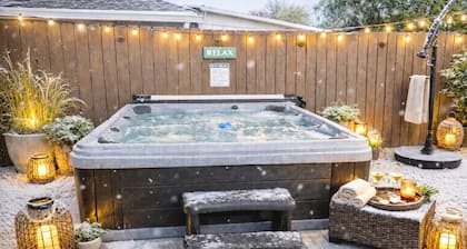 Cozy & Cheerful w/Hot Tub, Hammocks, Fenced Yard, & BBQ! Near Airport & DT!