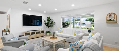 TV connectée, table de tennis de table