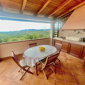 Outdoor dining - CASA MIRADOR: panoramic terrace (Budoni)