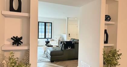 Muskoka Chic New Designer Cottage – Heart of Port Carling – Walk to Everything!