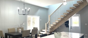 New  house with pickle ball court  game room 5 min  Bass Lake Knox Indiana!