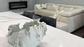 TV connectée, cheminée