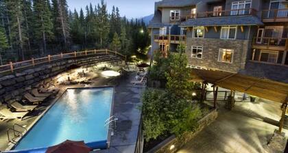 Rocky Vista Mountain Retreat