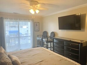 2 bedrooms, WiFi - 2BR Condo w/ King Bed, Ocean View, and Pool! (Myrtle Beach)