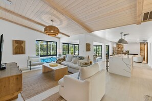 Smart TV, fireplace, books, offices - Stunning coastal contemporary ground level pool home close to everything. (Sanibel)