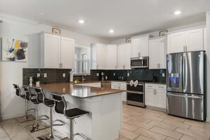 Fridge, microwave, oven, stovetop - Family Home w/ Pool, Game Room & Themed Rooms! (Kissimmee)