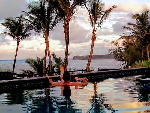 Luxury Oceanfront Apartment Gated Cliffside Estate - Carriage - Beach 10m walk