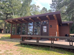 Unclassified image, 4 of 13, button