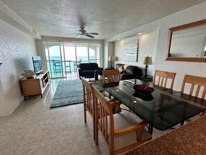 Dining - Escape to The Queen of Cozumel Estate: 3-Luxury MasterSuites Paradise Redefined (Cozumel)