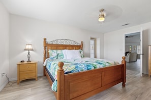 3 bedrooms, iron/ironing board, travel cot, WiFi
