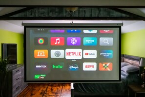 Interior - Vintage inspired Barn loft with modern amenities, surrounded by quiet farmland. (Romulus)