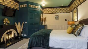 1 bedroom, iron/ironing board, travel cot, free WiFi