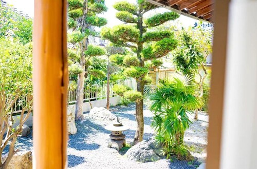 A spacious house that can be rented out in its ent / Uki Kumamoto