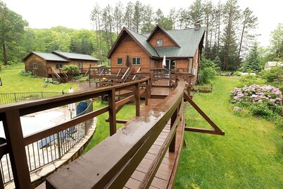 Large Family Cabin Near Lake Charlevoix w/ Hot Tub, Pool & Game Room. Sleeps 13
